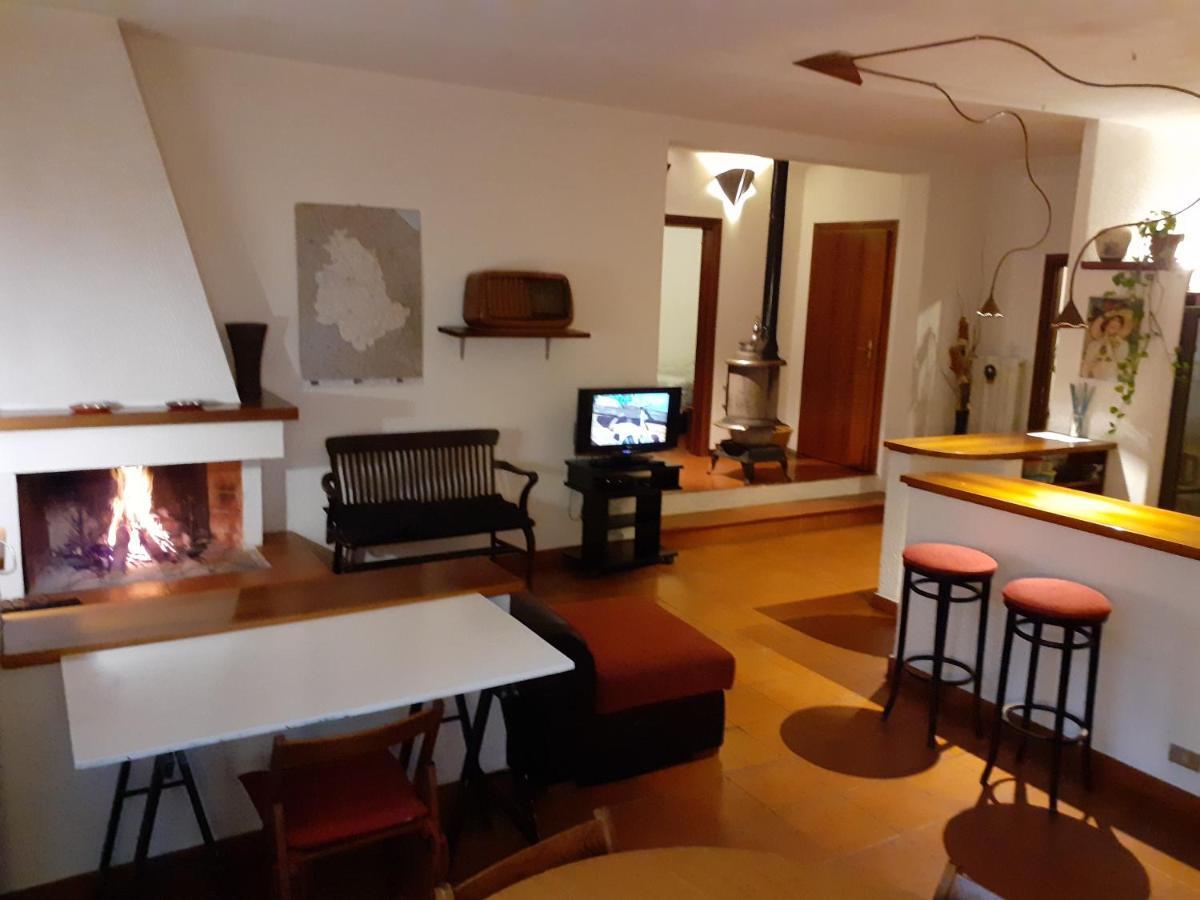 Villa Con Piscina In Umbria فولينيو المظهر الخارجي الصورة